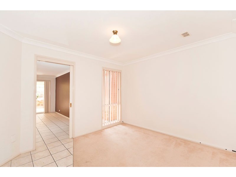 4/8 Proserpine Circuit, Amaroo ACT 2914