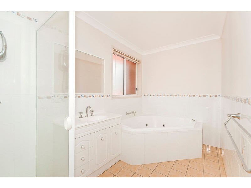 4/8 Proserpine Circuit, Amaroo ACT 2914