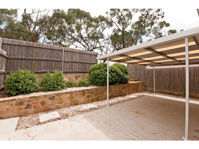 4/8 Proserpine Circuit, Amaroo ACT 2914