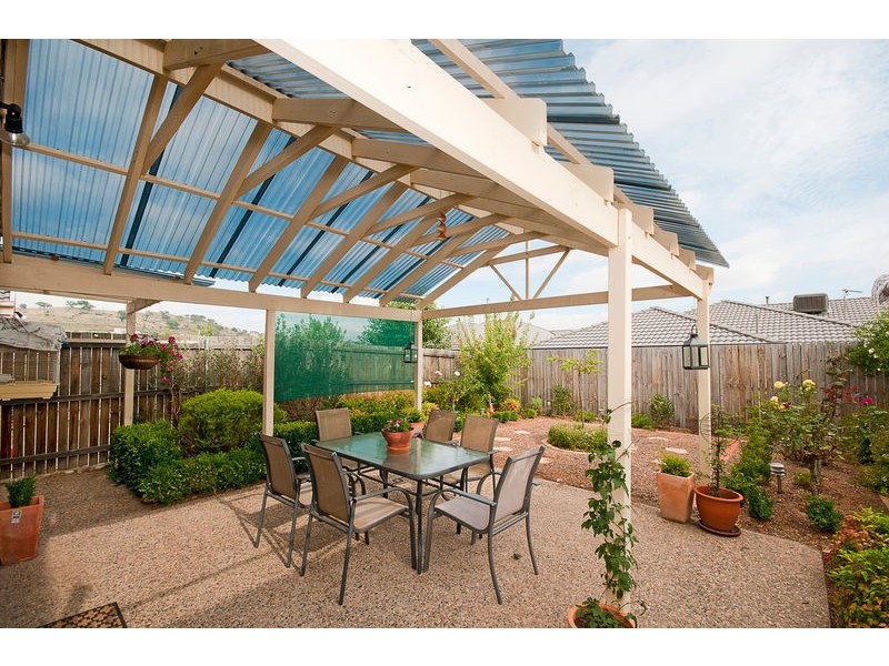 9 Opal Street, Banks ACT 2906