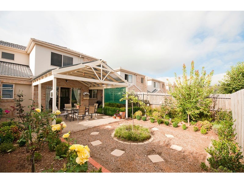 9 Opal Street, Banks ACT 2906