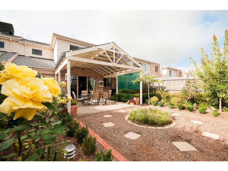 9 Opal Street, Banks ACT 2906