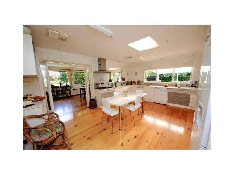 8 Tucana Street, Giralang ACT 2617