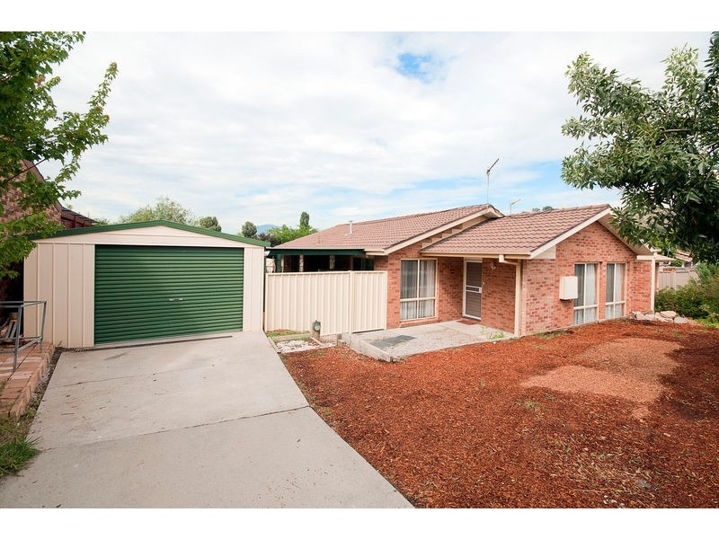 21 House Circuit, Banks ACT 2906