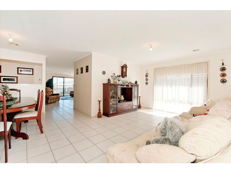 46 Polilight Street, Dunlop ACT 2615