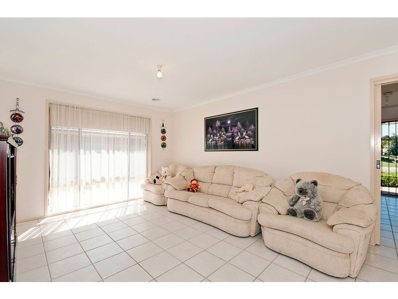 46 Polilight Street, Dunlop ACT 2615