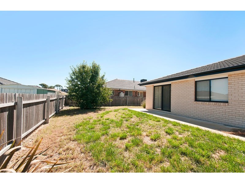 46 Polilight Street, Dunlop ACT 2615