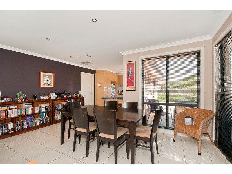 9 Ikara Close, Dunlop ACT 2615