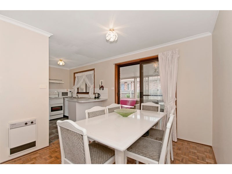 1 Saggers Close, Gordon ACT 2906