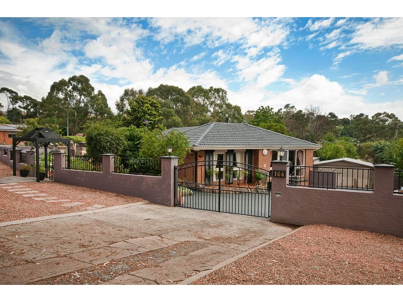 164 Namatjira Drive, Chapman ACT 2611