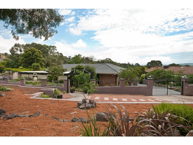 164 Namatjira Drive, Chapman ACT 2611