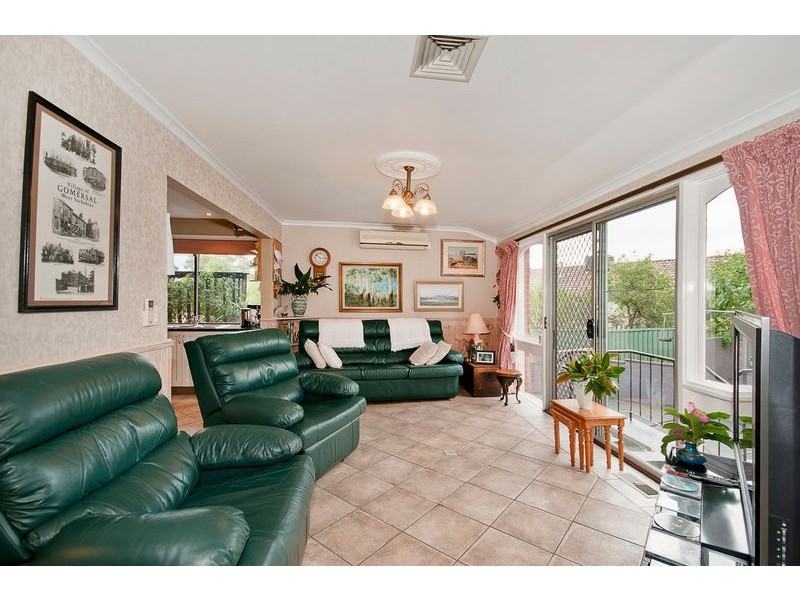 164 Namatjira Drive, Chapman ACT 2611