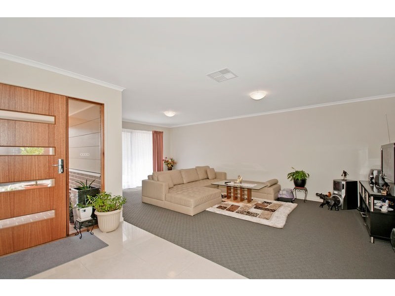 3/21 Gordon Withnall Crescent, Dunlop ACT 2615
