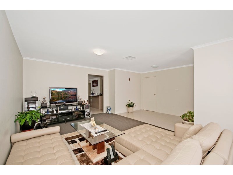 3/21 Gordon Withnall Crescent, Dunlop ACT 2615
