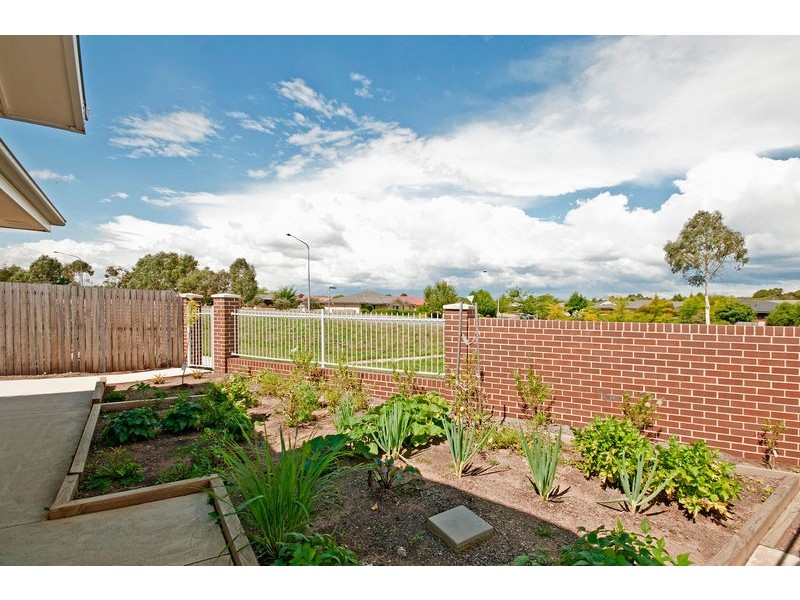 3/21 Gordon Withnall Crescent, Dunlop ACT 2615