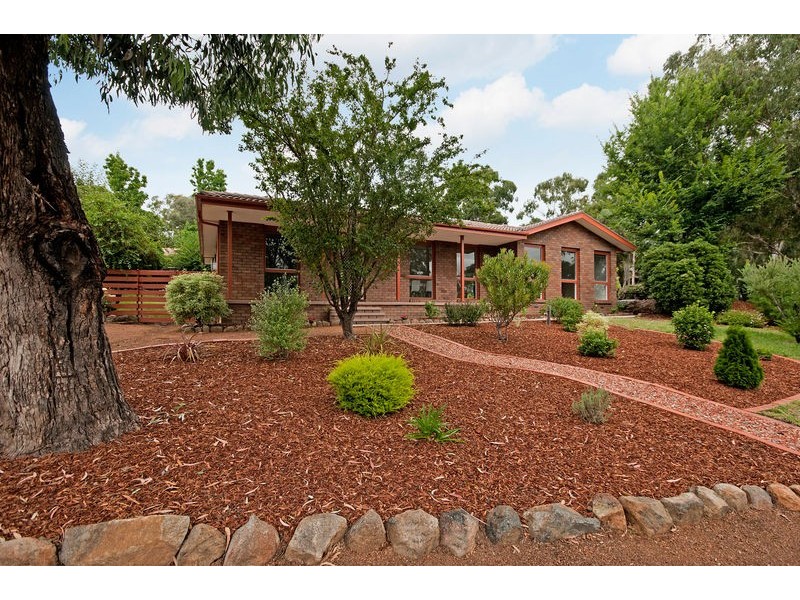 11 Meredith Circuit, Kambah ACT 2902