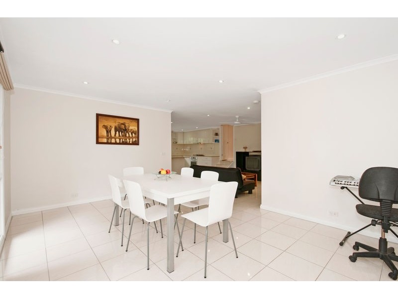 11 Meredith Circuit, Kambah ACT 2902