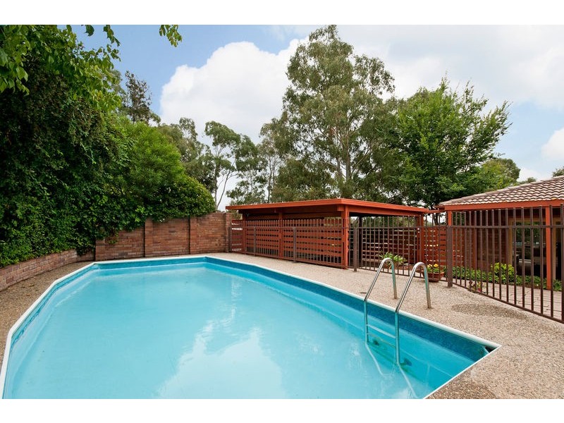 11 Meredith Circuit, Kambah ACT 2902