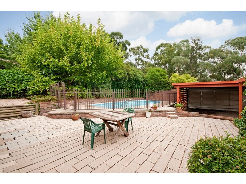 11 Meredith Circuit, Kambah ACT 2902