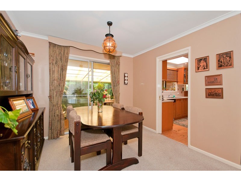 26 Dixon Drive, Holder ACT 2611