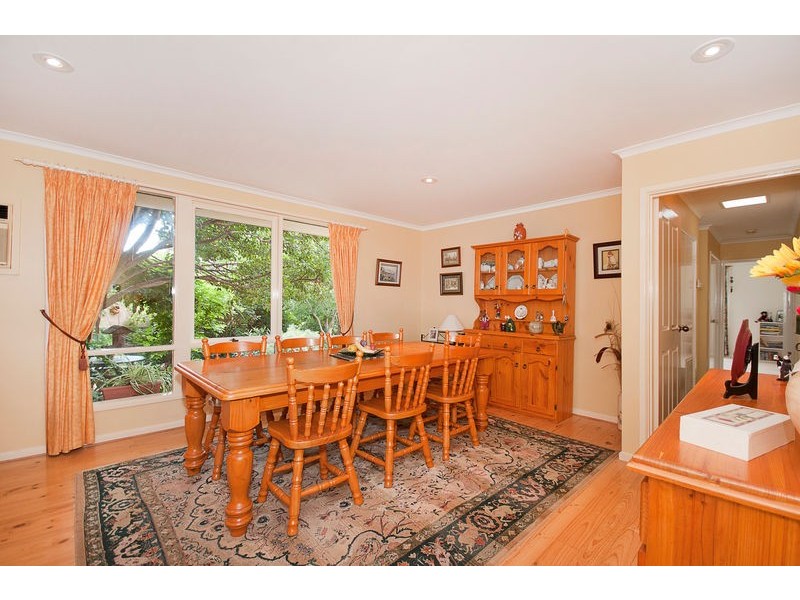 26 Dixon Drive, Holder ACT 2611