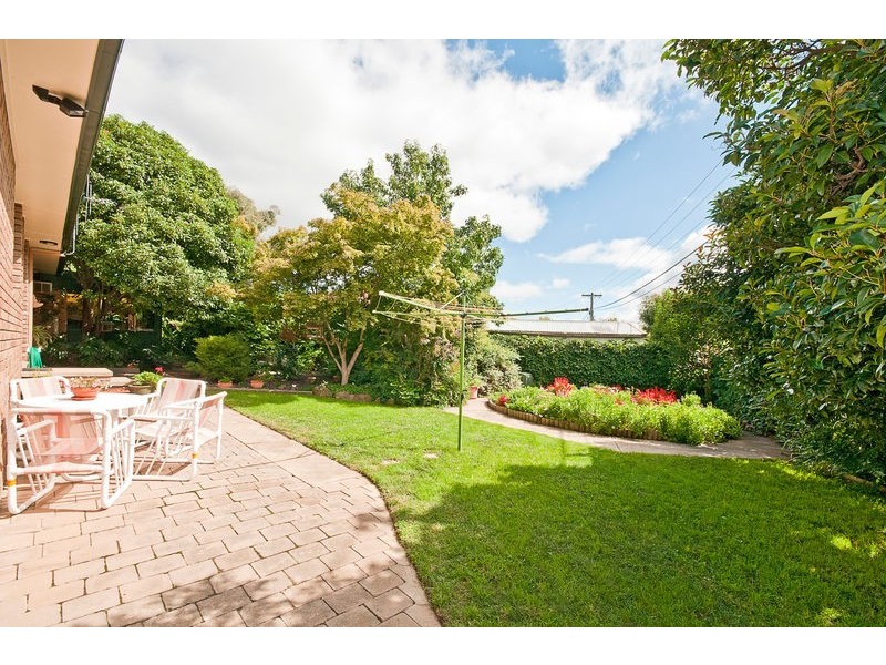 26 Dixon Drive, Holder ACT 2611