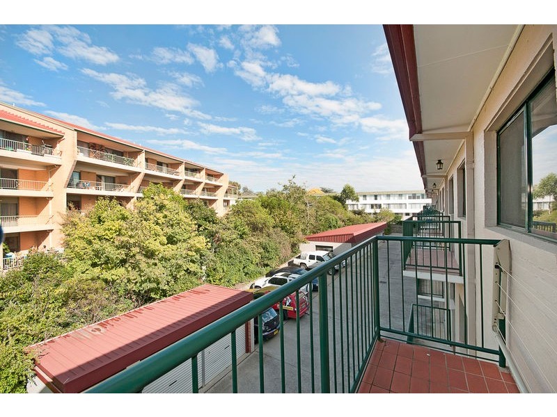 17/10 Ovens Street, Griffith ACT 2603