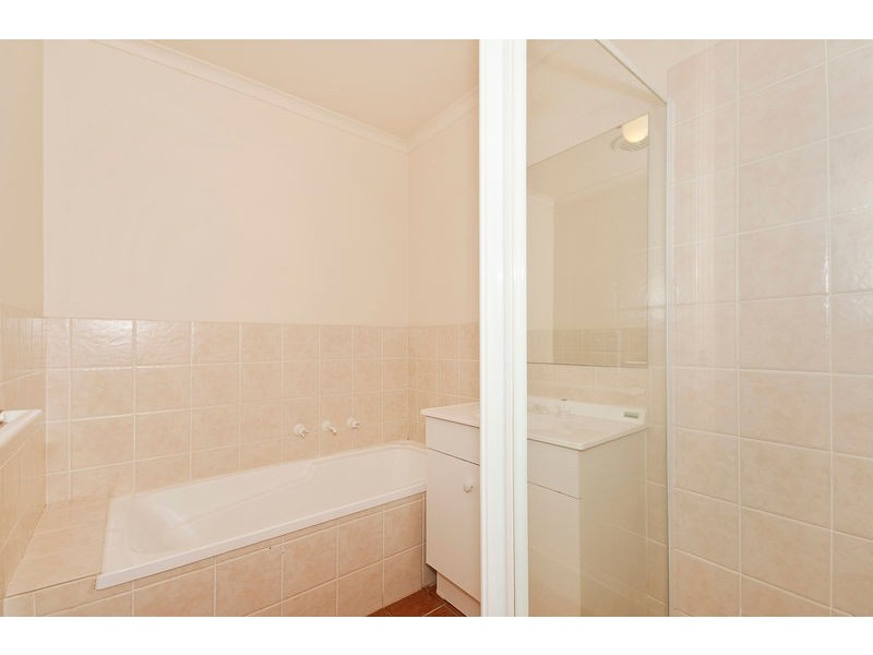 70/42 Paul Coe Crescent, Ngunnawal ACT 2913