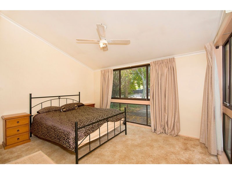 96 Canopus Crescent, Giralang ACT 2617