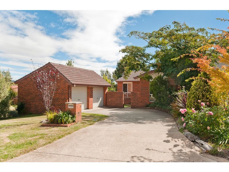 8 Edney Place, Isaacs ACT 2607