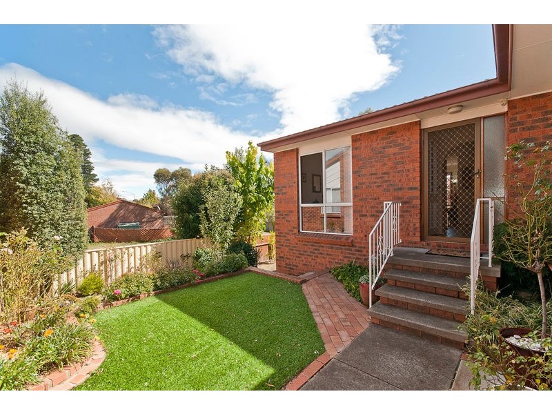 8 Edney Place, Isaacs ACT 2607