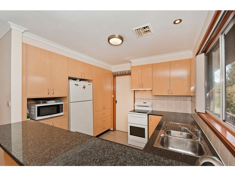 8 Edney Place, Isaacs ACT 2607