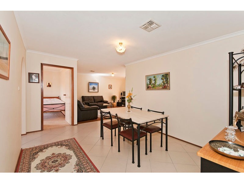 8 Edney Place, Isaacs ACT 2607