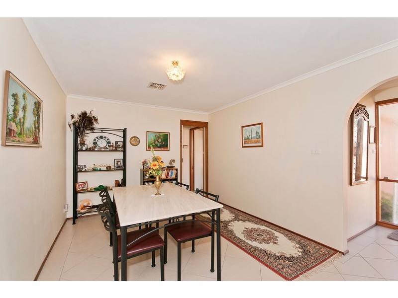 8 Edney Place, Isaacs ACT 2607