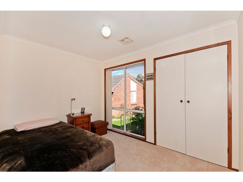 8 Edney Place, Isaacs ACT 2607