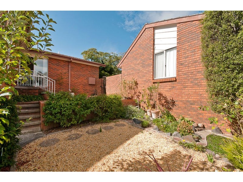 8 Edney Place, Isaacs ACT 2607