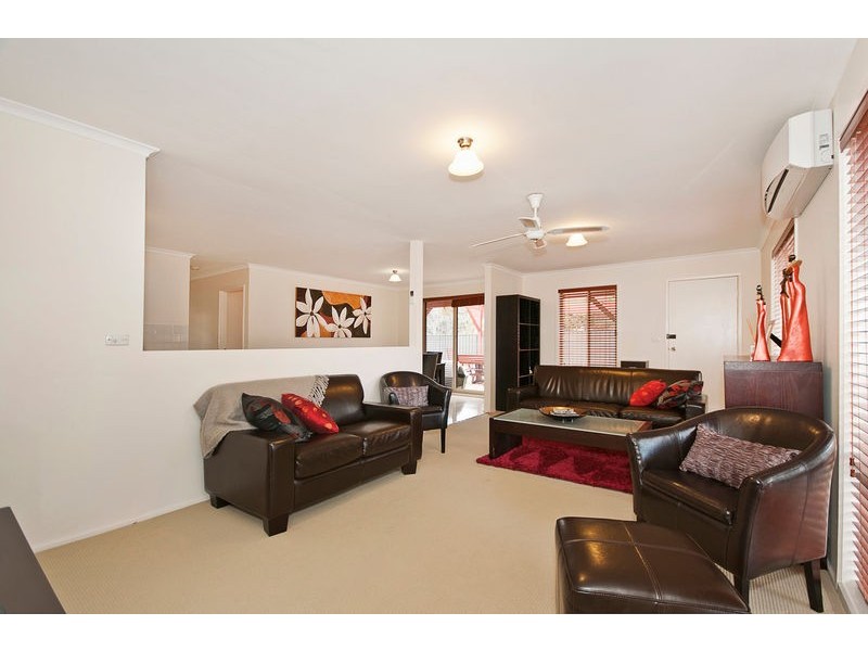 15 Abercorn Crescent, Isabella Plains ACT 2905