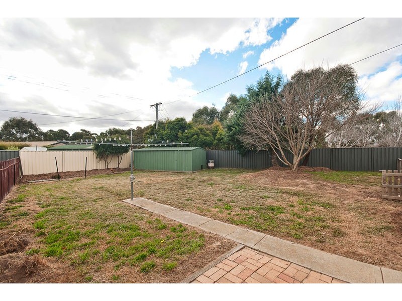 15 Abercorn Crescent, Isabella Plains ACT 2905