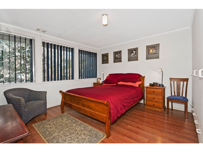 15 Clode Crescent, Macgregor ACT 2615