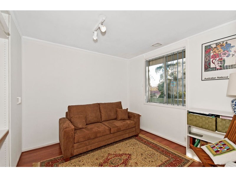 15 Clode Crescent, Macgregor ACT 2615