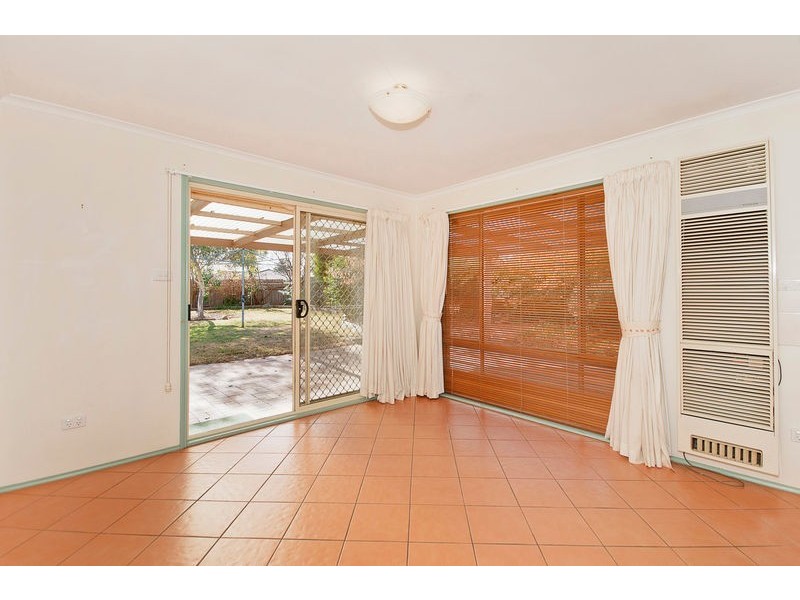 35 Thornhill Crescent, Dunlop ACT 2615