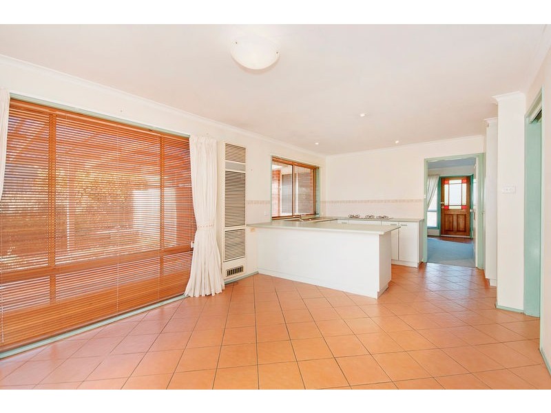 35 Thornhill Crescent, Dunlop ACT 2615