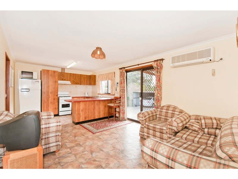 107 Castleton Crescent, Gowrie ACT 2904