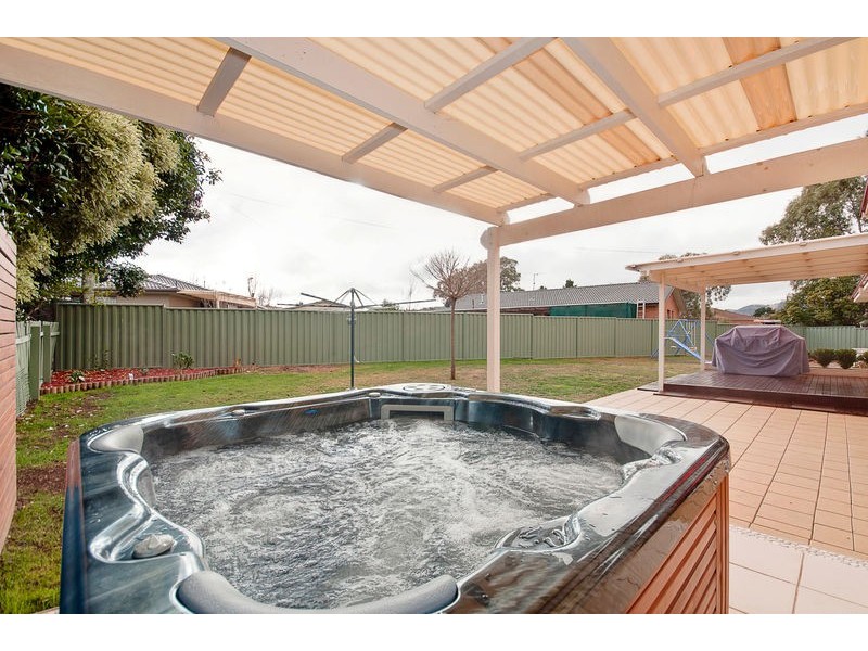 71 Bugden Avenue, Gowrie ACT 2904