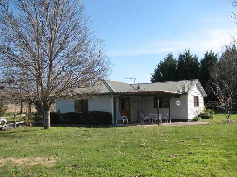 3 River Avenue, Yass NSW 2582