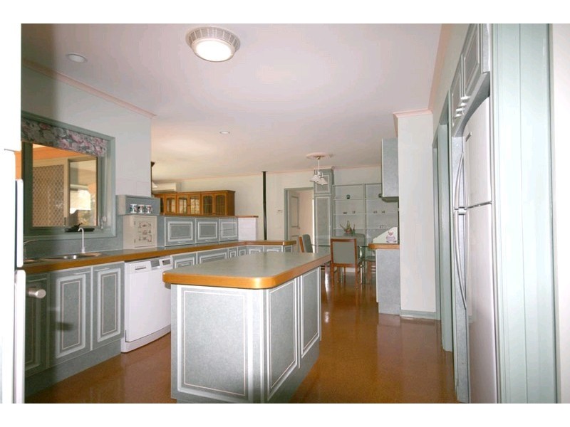 5 Dundoos Drive, Murrumbateman NSW 2582