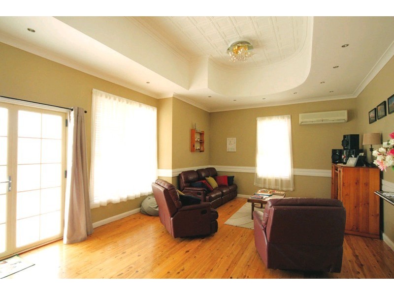 41 Queen Street, Boorowa NSW 2586