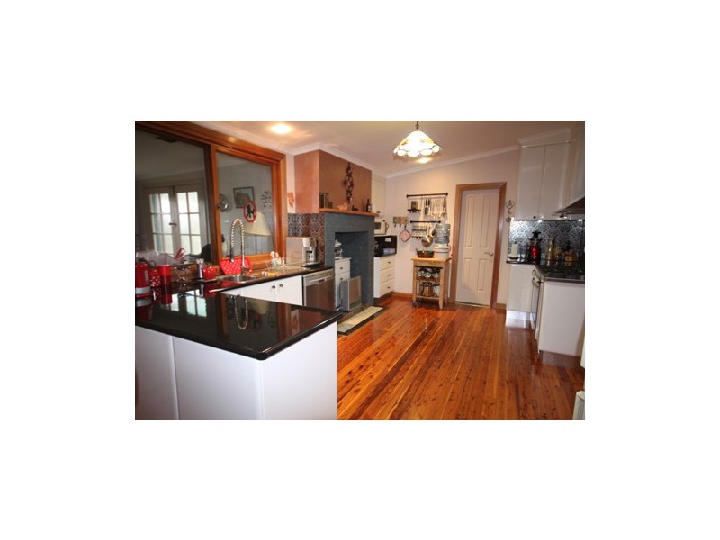 53-55 Jugiong Street, Boorowa NSW 2586