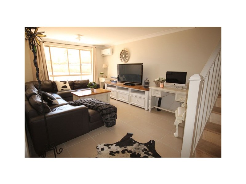 17 Discovery Drive, Yass NSW 2582