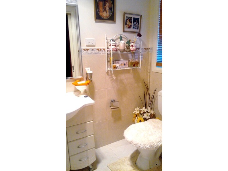 4 Haddon Court, Yass NSW 2582